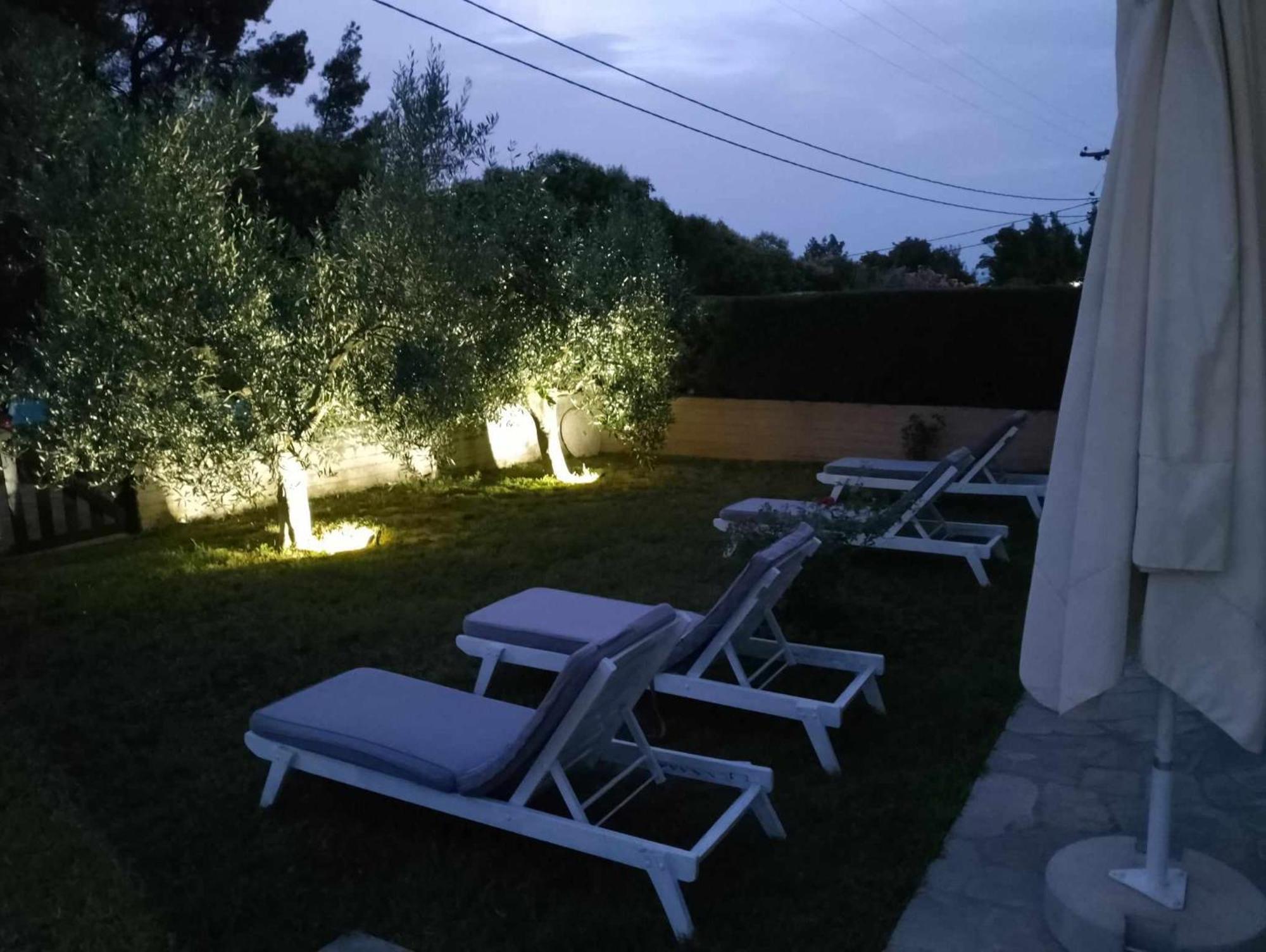 帕利乌里翁Alexandra'S Garden公寓 外观 照片